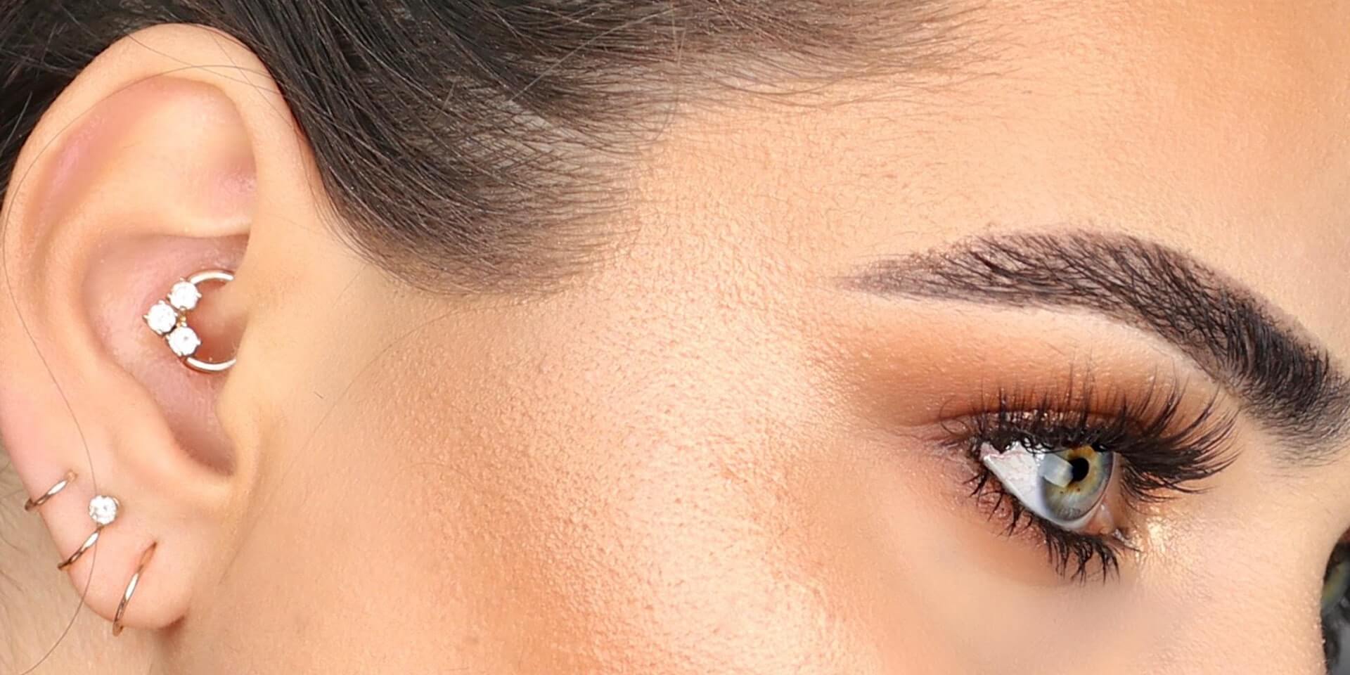 Daith piercing se $85.00 nan Iron Palm Tattoos. Bijou enkli ak sèvis la. Rele 404-973-7828 oswa vizite pou yon konsiltasyon gratis.