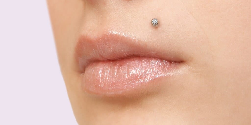 Monroe body piercing AKA “Crawford: or “Madonna” is $85.00 at Iron Palm Tattoos & body Piercing in the downtown Atlanta, جارجيا.