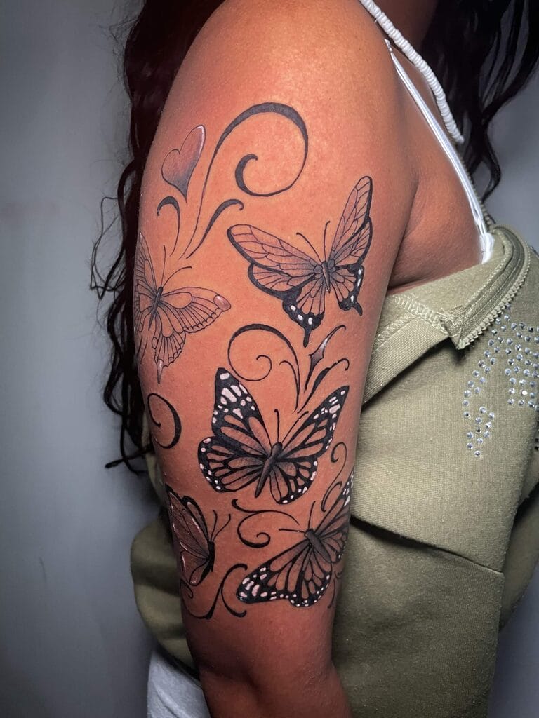 პეპლის ტატუ Lyric TheArtist-ის Iron Palm Tattoos-ზე ატლანტას ცენტრში. Რას ფიქრობ? შეგვატყობინეთ კომენტარებში. ჩვენ ღია ვართ გვიან ღამით დილის 2 საათამდე და მოხერხებულად მდებარეობს Mercedes-Benz სტადიონთან და State Farm Arena-სთან ახლოს. დარეკეთ 404-973-7828 ან გაიარეთ უფასო კონსულტაციისთვის. #colortattooartist #castleberry #art #atlink #atlantatattoo #atlantaink #tattoolife #irronpalmtattoos #tattoostudio #atlantatatt #blackowned #colortattoo #atlantatattooshop #tattooideas #realistictattoo #americantattoofe #attotattotolife #attotootttoo oartist #atlantaart #downtownatlanta #tattoodesign #atlantaartist #georgiatattooartist #butterflytattoo #inecttattoo