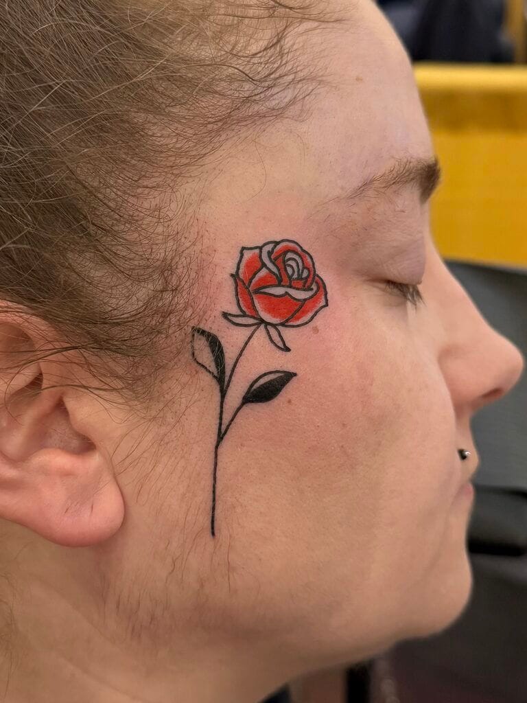 O abordare tradițională a tatuajelor moderne de către Jahnova. Clienta a solicitat un design atât feminin, cât și îndrăzneț. Jahnova a livrat un model de tatuaj folosind stilul de tatuaj tradițional american. Cu anii săi de experiență profesională, Jahnova creează fiecare model de tatuaj sau flash cu atenție la detalii. Jahnova oferă consultații gratuite pentru a discuta ideile dumneavoastră și a crea ceva cu adevărat personal. Sunați sau trimiteți un mesaj la 404-973-7828 pentru a vă programa o ședință cu Jahnova astăzi.