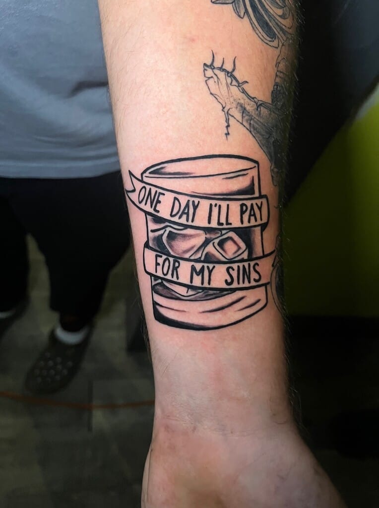 Tattoo ng garapon na gawa sa itim na gawa sa script
